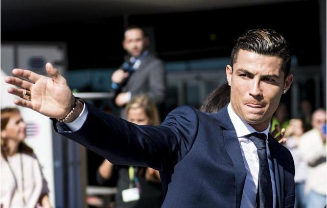 英超：曼城客场3-1击败富勒姆（英超战报：曼城客场3比1战胜富勒姆）