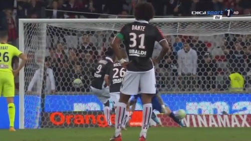 比塞克：丢球让我有些生气；我们知道自己很强，能够实现目标（比塞克：对失球感到恼火；我们实力强劲，有信心达成目标）