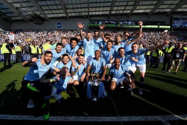 巴媒：小罗比尼奥解约金高达5000万欧，桑托斯对其低调保护（巴媒称小罗比尼奥违约金达5000万欧元，桑托斯低调护航）