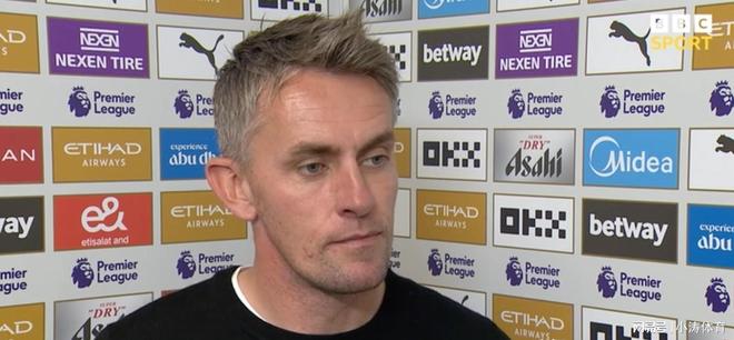 每体：西班牙人举办第三届“鹦鹉不离弃”活动，支持动物领养（每体：西班牙人举行第三届“鹦鹉不抛弃”公益活动，倡导动物领养）