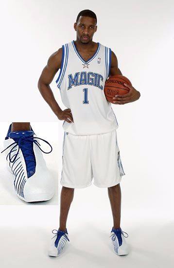 意甲最新积分战报 又是1球小胜！AC米兰3连胜 超国米那不勒登顶（最新意甲积分榜：AC米兰再以一球险胜取三连胜，反超国米那不勒斯登顶）