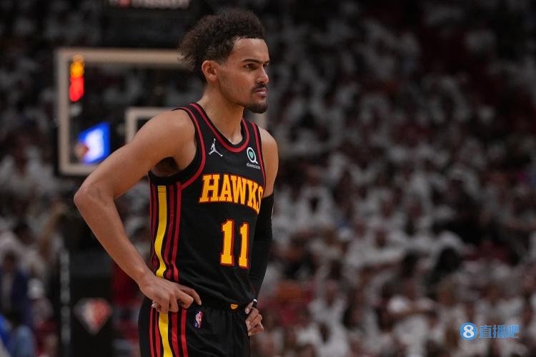 尤文客战佛罗伦萨：伊尔迪兹领衔，DV9、科斯蒂奇首发（尤文做客佛罗伦萨，伊尔迪兹压阵，DV9与科斯蒂奇先发）