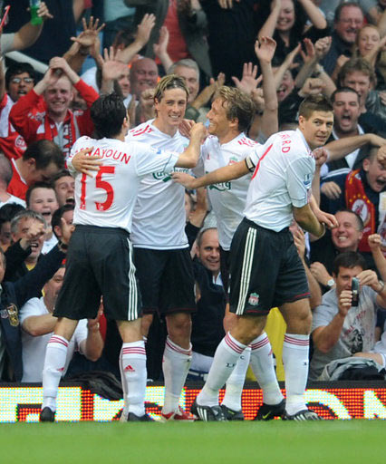 足球Chant大搜集：永远高歌的球迷，他们在唱着什么？（看台永恒的歌声：足球Chant都在唱些什么？）