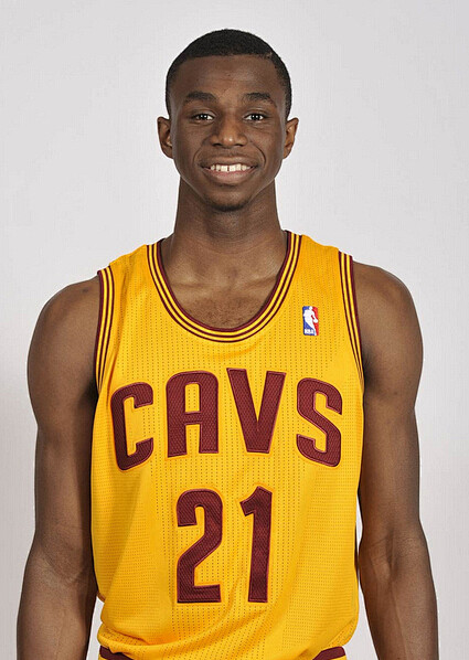 沃尔夫斯堡vs霍芬海姆：埃里克森、阿诺德首发，曹法尔、奥利弗-鲍曼出战（沃尔夫斯堡战霍芬海姆：埃里克森、阿诺德先发，曹法尔与奥利弗-鲍曼出战）