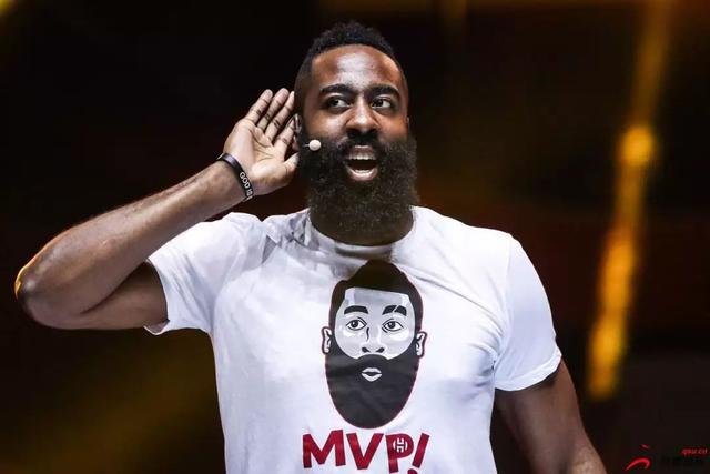 森林欧联杯名单：新援麦卡蒂、恩多耶在列，队史标王哈钦森未入选（森林公布欧联杯大名单：新援麦卡蒂、恩多耶入围，队史最贵引援哈钦森落选）