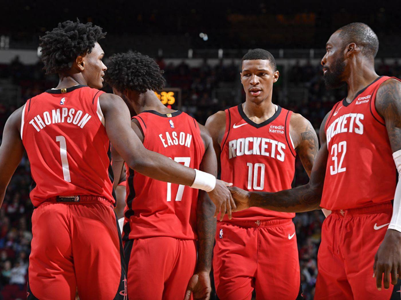 哈登：现阶段胜利是我们唯一的目标，所以我必须做我该做的事（哈登：目前胜利至上，我会做好分内之事）