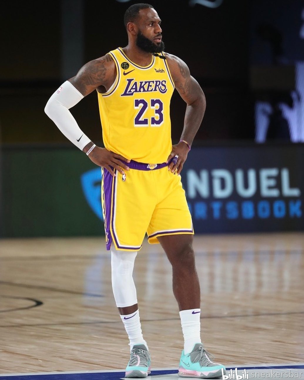 取胜之匙！本赛季当湖人全场失误少于20次时 战绩为16胜0负！（胜利密码：本季湖人单场失误少于20次时16战全胜）