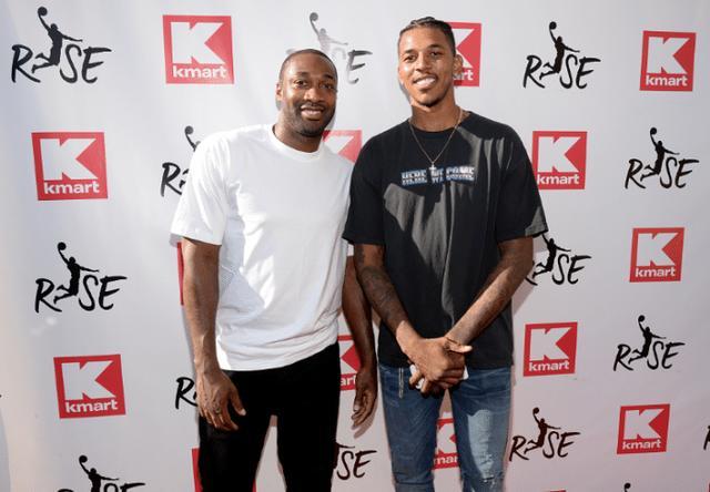 战巴萨贡献2球1助，布鲁日前锋福布斯当选欧冠全场最佳球员（对阵巴萨梅开二度送助攻，布鲁日前锋福布斯当选欧冠全场最佳球员）