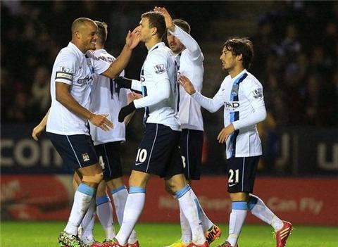 因扎吉执教巴勒莫客场3比1胜恩波利（因扎吉率领巴勒莫客场3-1力克恩波利）