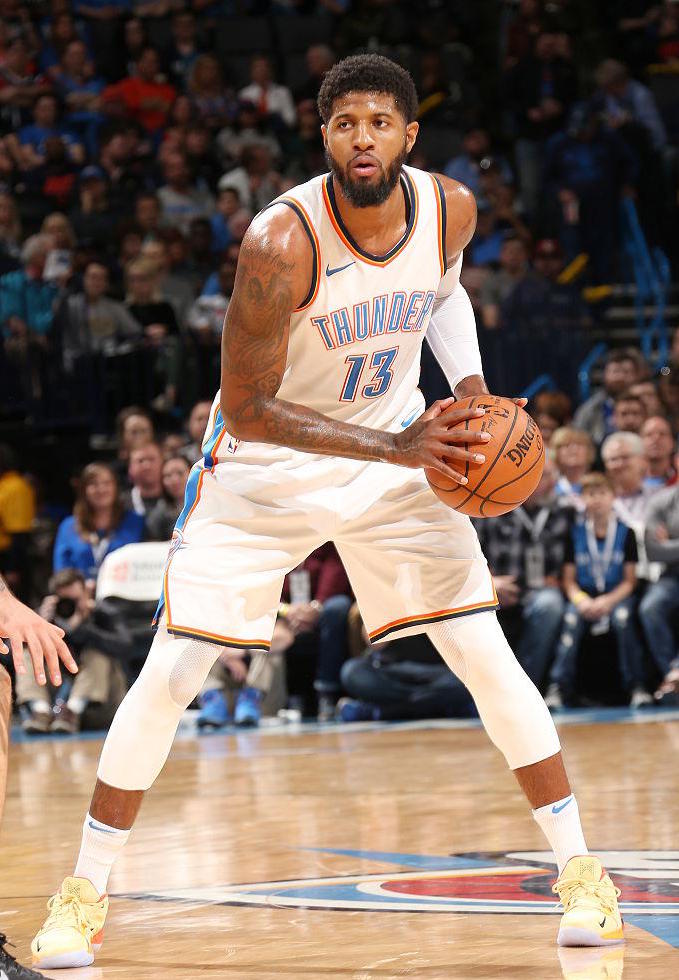 班凯罗精彩上篮，魔术队逆境翻盘（班凯罗高光上篮，魔术队上演大逆转）